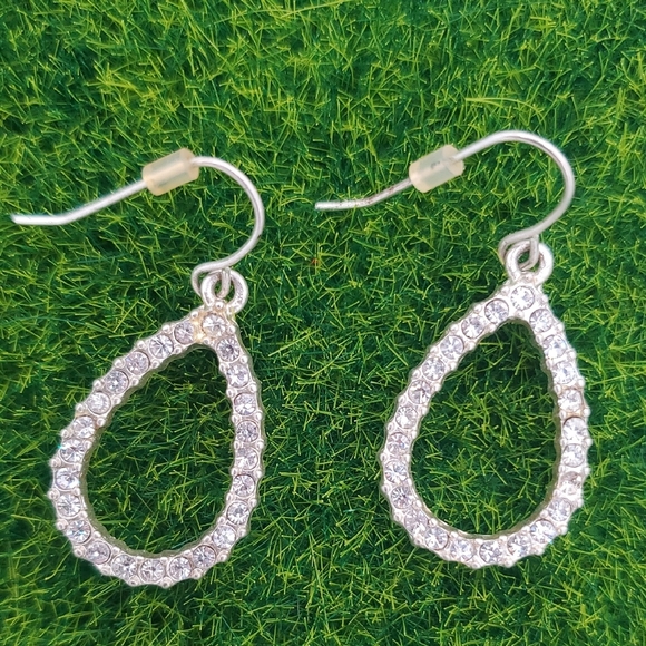 Sparkle Openwork Teardrop Earrings E1014 - Picture 1 of 2